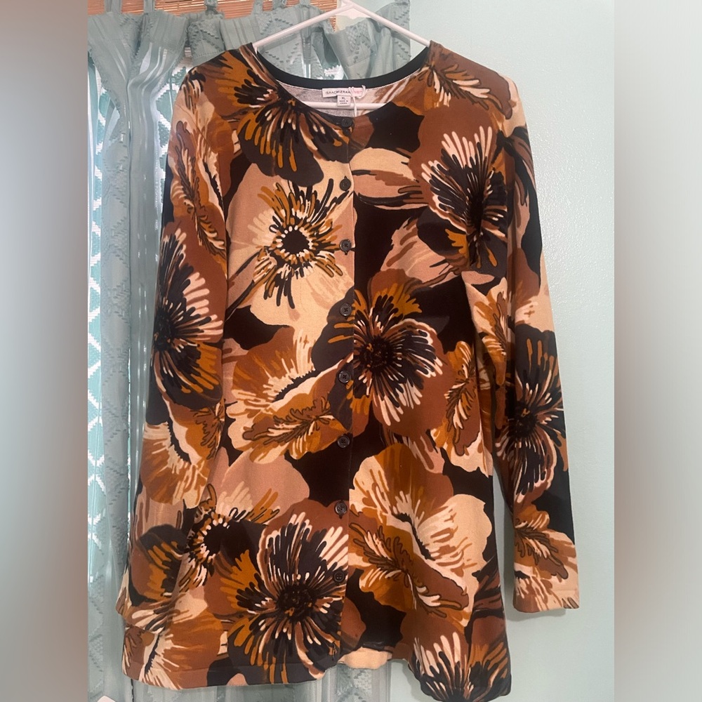 Isaac Mizrahi live Women's Floral button cardigan